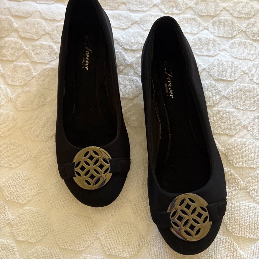 Women's black wedge "loafer" by Forever Comfort, size 7.5 NWOT